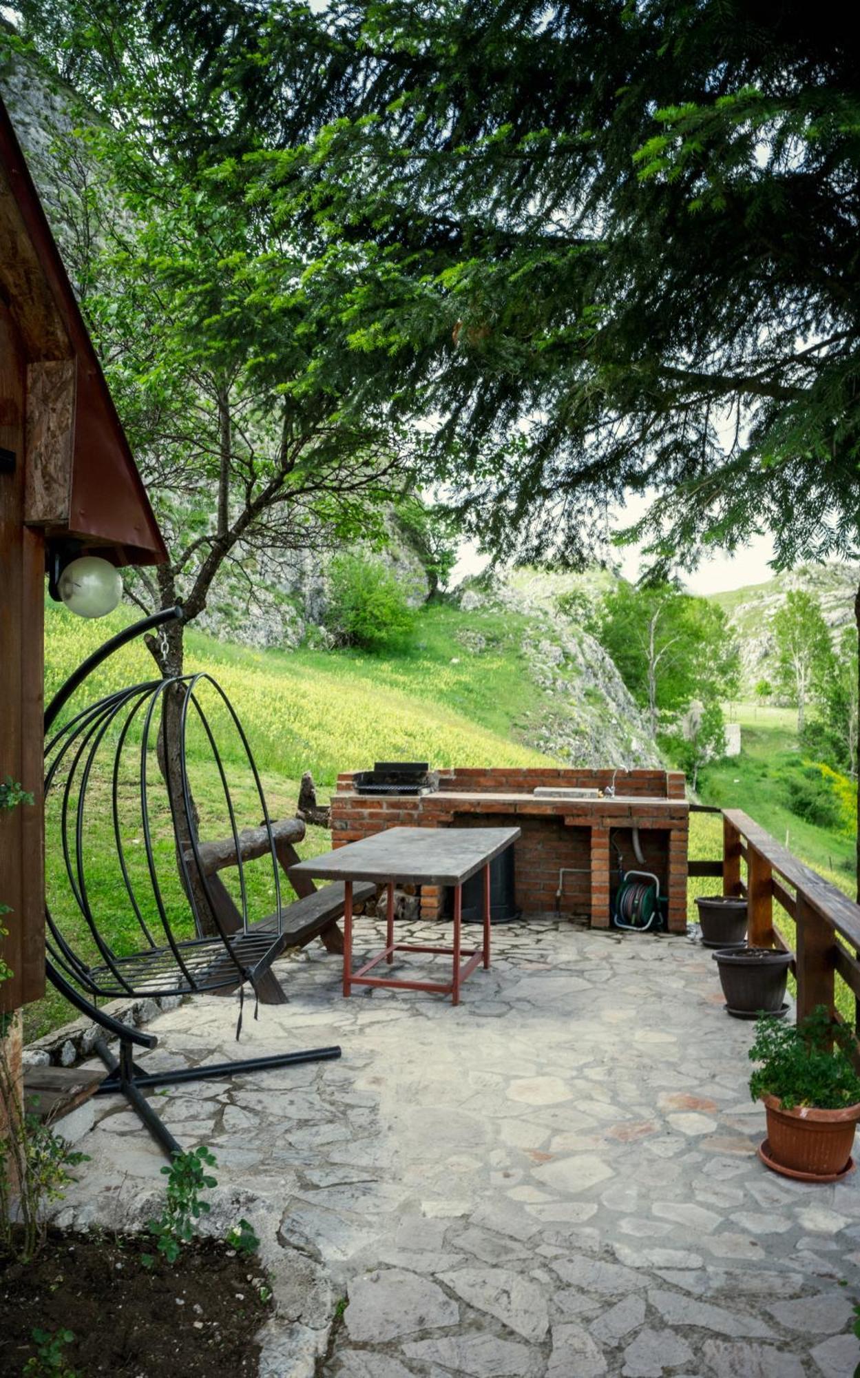 Detached House Milivoje Hotel Poscenje Exterior photo