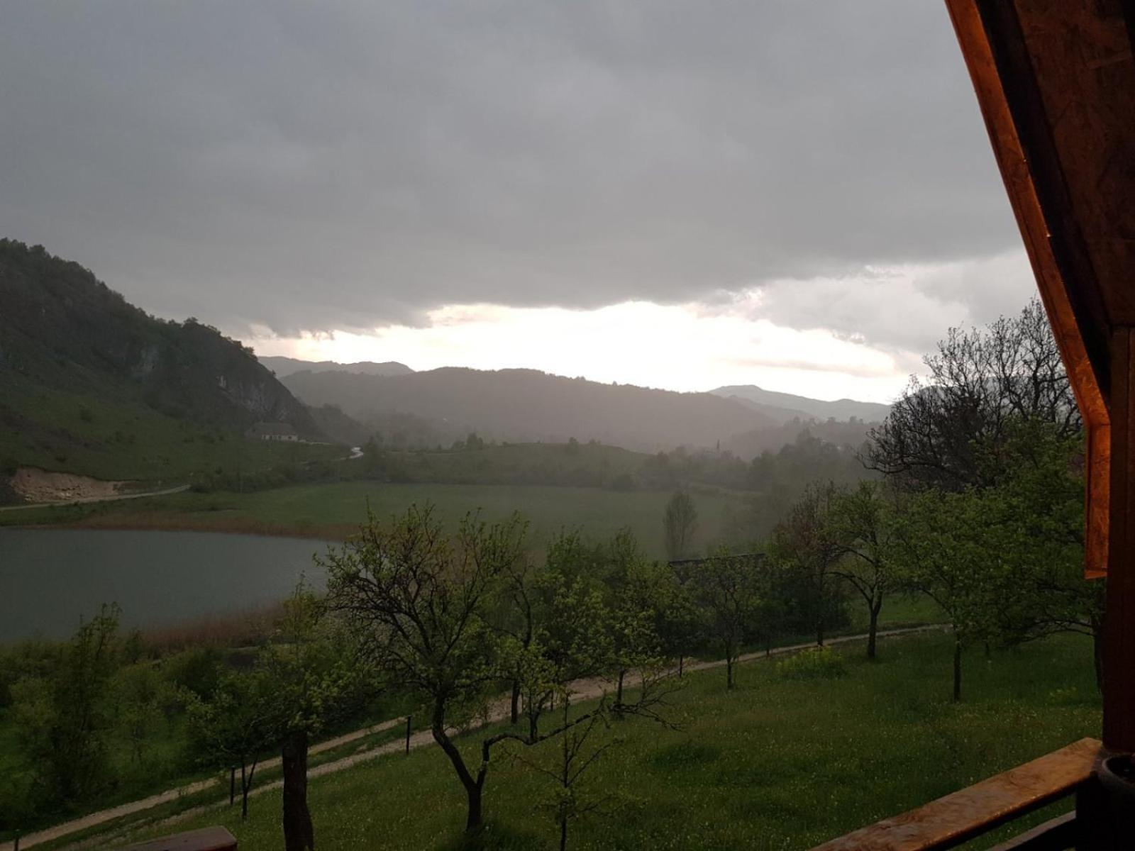Detached House Milivoje Hotel Poscenje Room photo