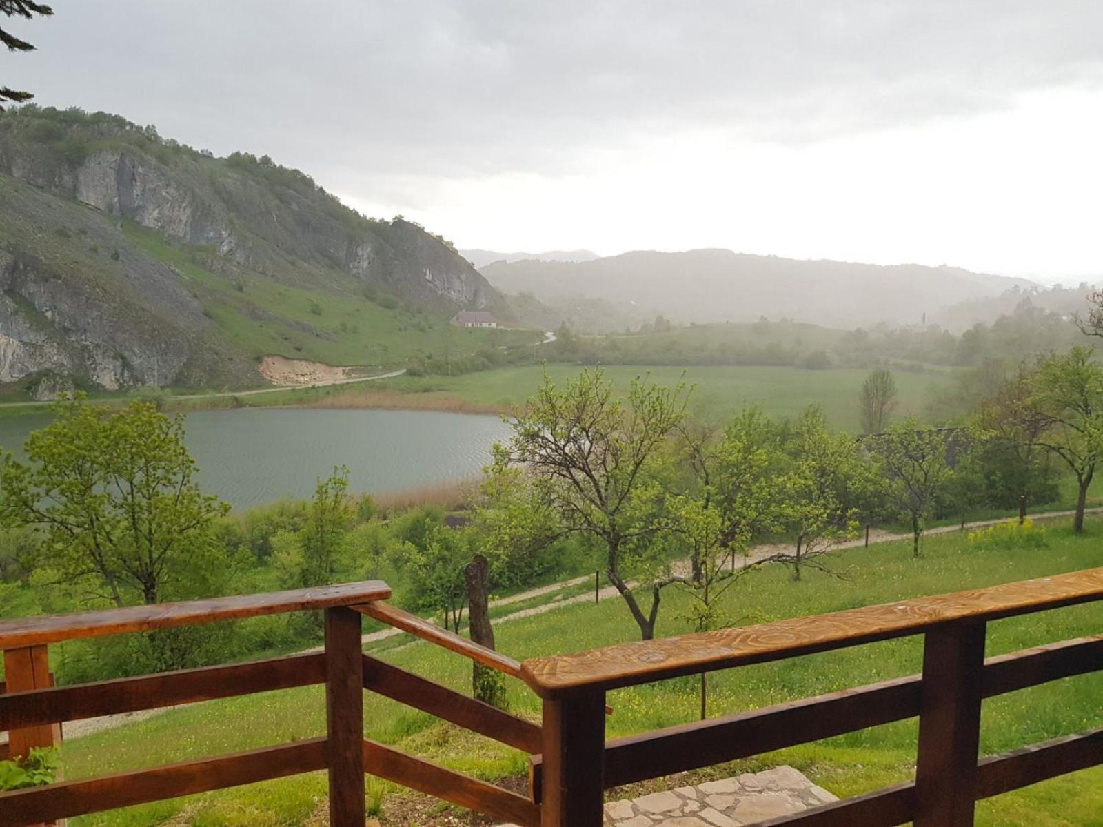 Detached House Milivoje Hotel Poscenje Exterior photo