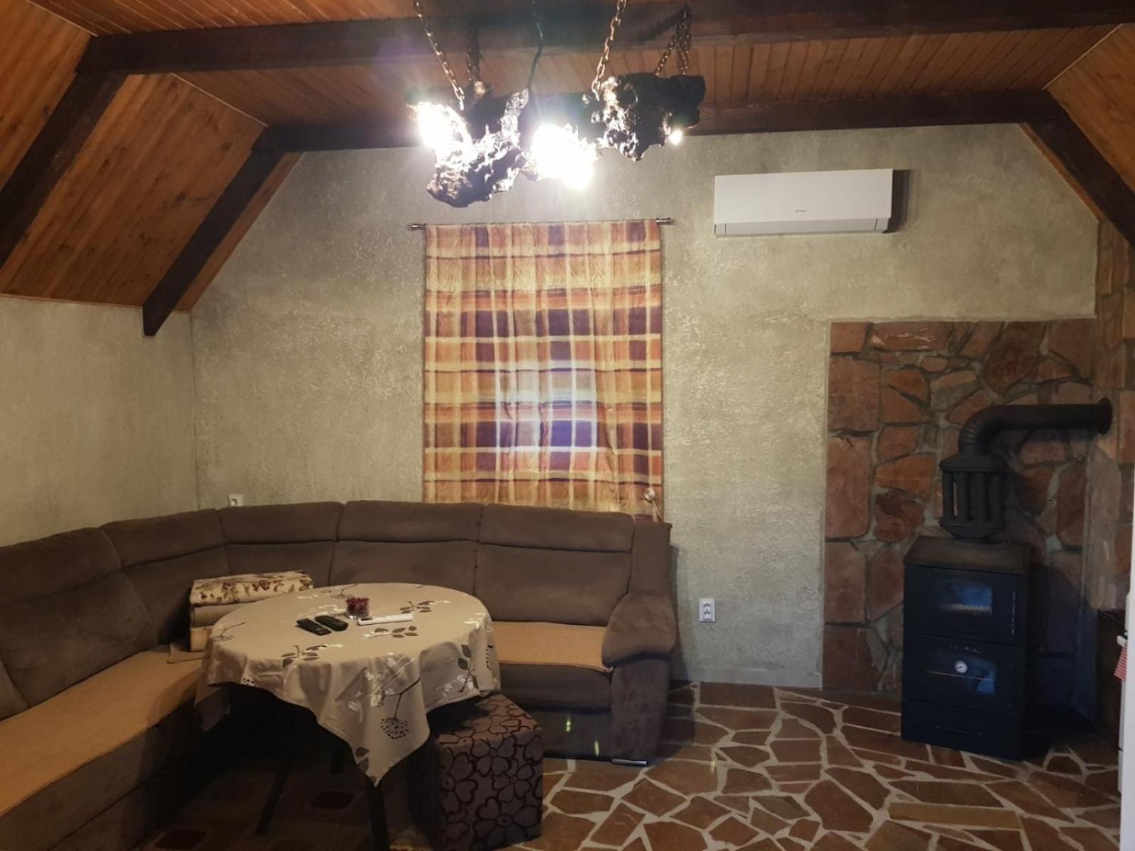 Detached House Milivoje Hotel Poscenje Exterior photo